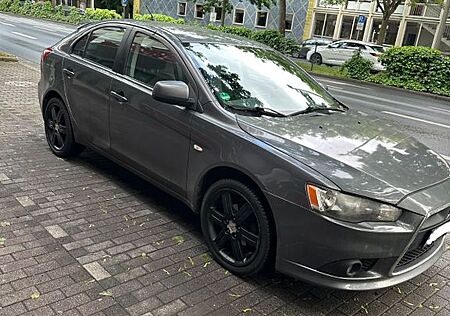Mitsubishi Lancer - TÜV NEU - Mai 2028