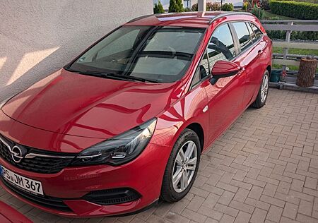 Opel Astra ST 1.2 Di Inj Turbo 81kW Design & Tech...