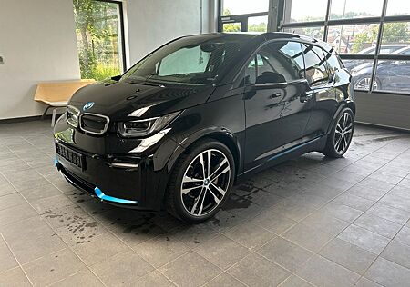BMW i3 s Leder_Glasdach_DrivAss+_NaviProf_adapt.LED