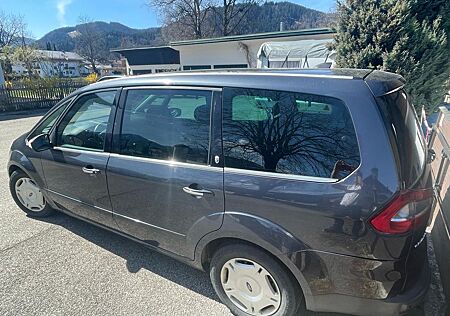 Ford Galaxy 2,0 TDCi 103kW DPF Ghia Ghia