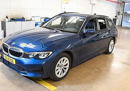 BMW 320e M Sport Automatic*LED*VirtCock*Netto-13900€