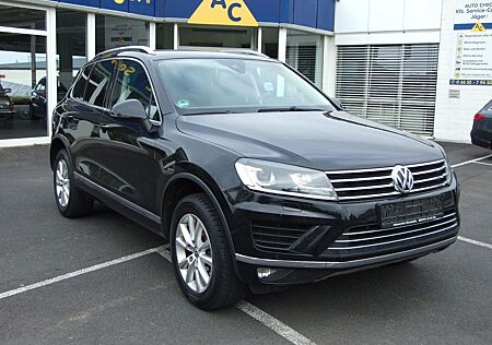 VW Touareg Volkswagen V6 TDI BMT/Start-Stopp Terrain Tech 4Mot