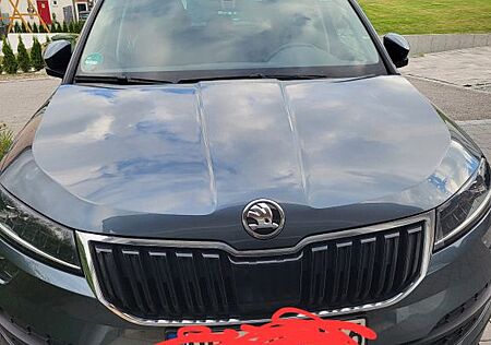 Skoda Karoq 1.5l TSI Clever 4 x SH, LED, KAM, NAVI
