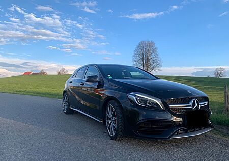 Mercedes-Benz A 45 AMG Mercedes-AMG A 45 4MATIC DCT Merced...