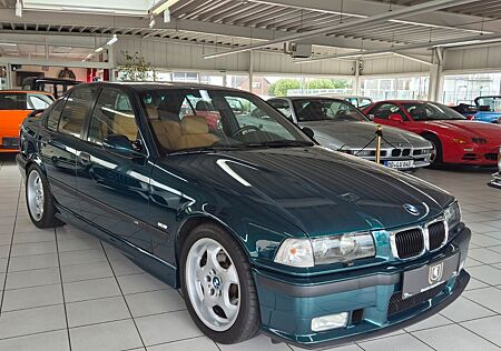 BMW M3 gebraucht kaufen BMW M3 /Ch-Fzg./Traumhafte Farbgebung+1A Sammler