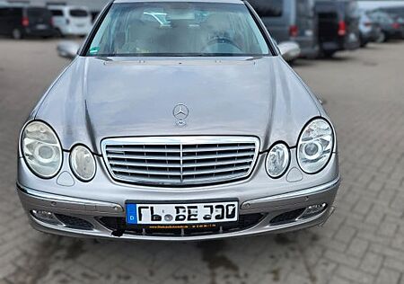 Mercedes-Benz E 320 CDI T ELEGANCE Elegance Leder SHZ DPF