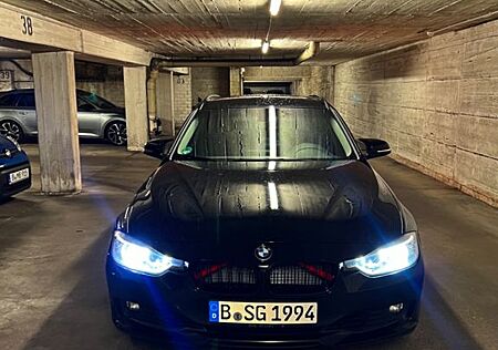 BMW 330d xDrive Touring Sport Line Automatic Spo...