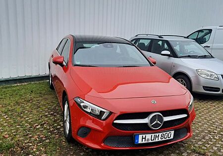 Mercedes-Benz A 200 -