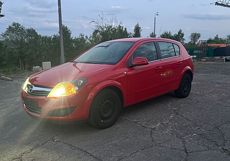 Opel Astra 1.7 CDTI ecoFLEX Cosmo 81kW
