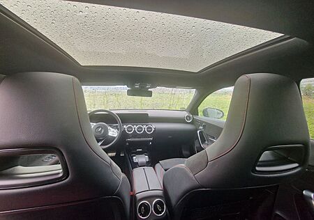 Mercedes-Benz A 250 e Advanced DCT Advanced