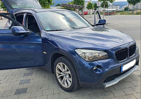 BMW X1 xDrive Automatik Navi Xenon sehr gepflegt