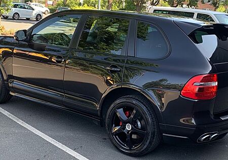 Porsche Cayenne GTS DEUTSCHES FAHRZEUG/PAPIERE, STHZ/BO