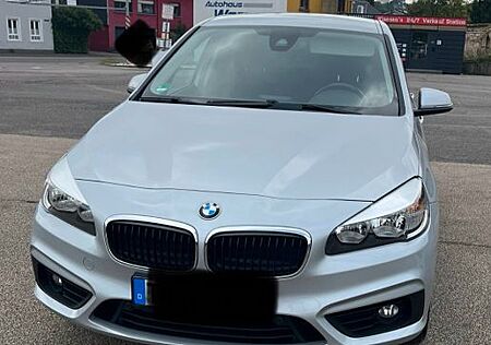 BMW 2er 220 Gran Tourer 220i -