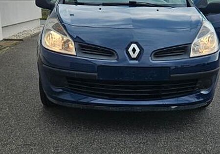 Renault Clio Authentique 1.2 16V 48kW Authentique