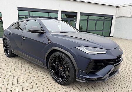 Lamborghini Urus Performante