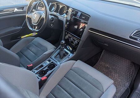VW Golf Volkswagen 1.5 TSI ACT OPF BlueM. Highline Variant...