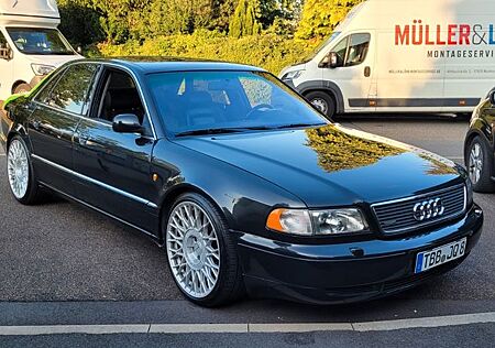 Audi A8 4.2 quattro tiptronic -