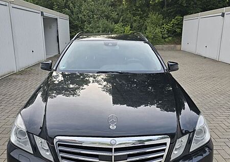 Mercedes-Benz E 250 CDI voll ausgestattet