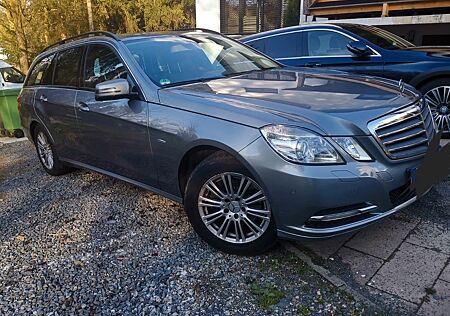 Mercedes-Benz E 220 CDI