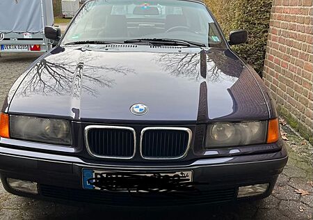 BMW 328i Coupe
