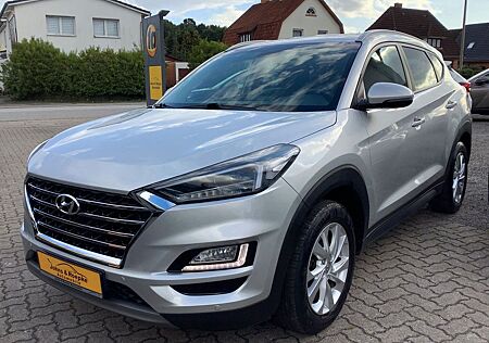 Hyundai Tucson 1,6 Automatik 4WD / KAMERA / TEMPOMAT
