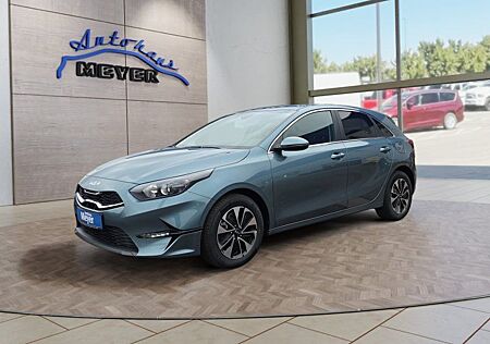 Kia Cee'd Ceed 1,5 T-GDI 16*Alu/Navi/Kamera/Winterp/Temp.