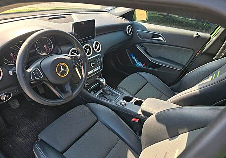 Mercedes-Benz A 200 d -9000 euro HEUTTE