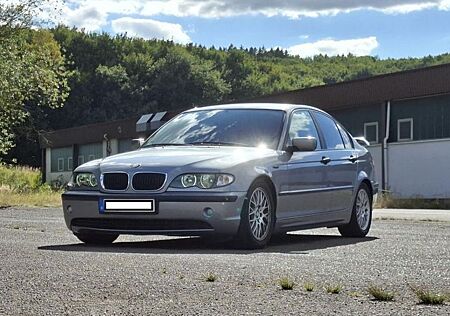 BMW 316i - Facelift, Sportliches Design