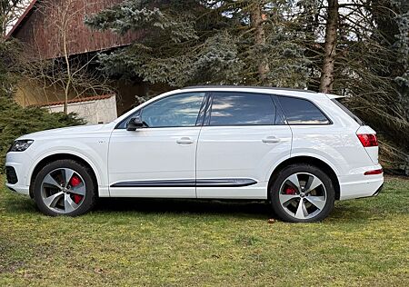 Audi SQ7 4.0 TDI quattro tiptronic -