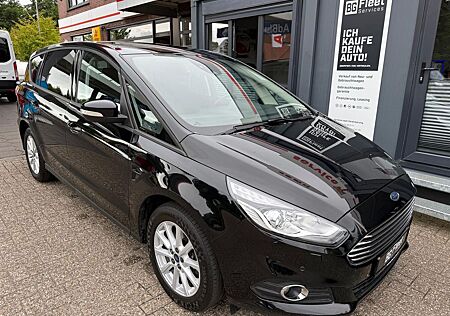 Ford S-Max Automatik Navi AHK GRA App Handy LED BDC