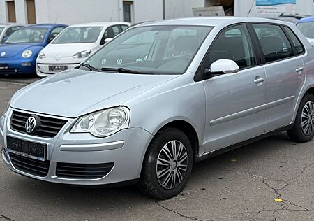 VW Polo Volkswagen PoloIV/1HND/TÜVNEU/TMPT/KLMA/SZHZ/ZNTV/2SCHLSL