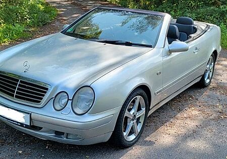 Mercedes-Benz CLK 320 Cabrio LPG Automatik Klima Xenon