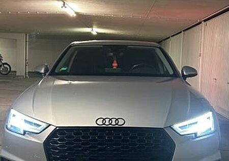 Audi A4 2.0 TFSI ultra S tronic -