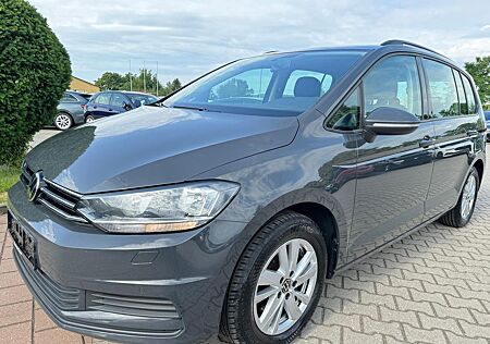 VW Touran Volkswagen 2.0 TDI Comfortline Navi PDC Kamera Alu