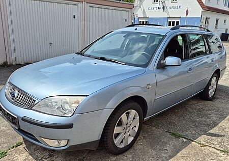 Ford Mondeo 1,8 i/AHK/2.Hd/Scheckheftgepf/TÜV 05-2027