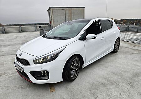 Kia Cee'd / Ceed 1.6 T-GDI GT-Track GT-Track