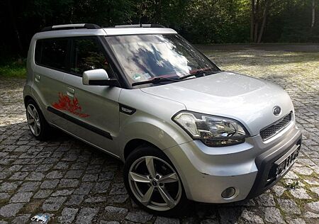 Kia Soul 1.6 ATTRACT mit TÜV - schöne Optik