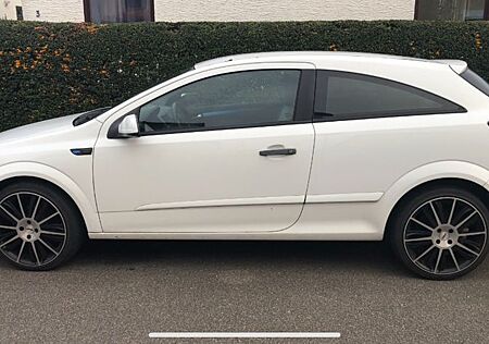 Opel Astra GTC - 90 PS - unfallfrei! - Sportauspuff