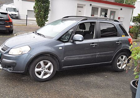 Suzuki SX4 1.6 VVT 2WD Comfort Dance AHK, NAVI, SZ