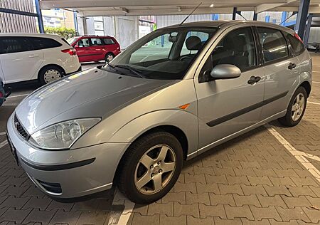 Ford Focus 1.6 Klima Alufelgen