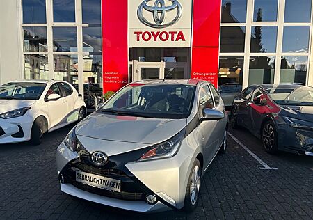 Toyota Aygo (X) -play touch Automatik