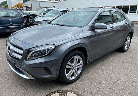 Mercedes-Benz GLA 250 Score Autom.