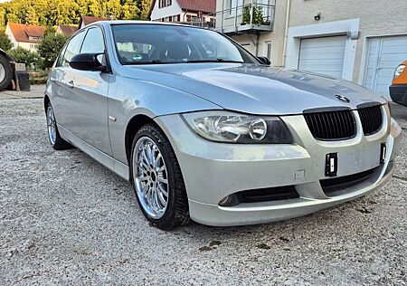 BMW 318i E90 - Baujahr 2006- Bastlerfahrzeug / Export
