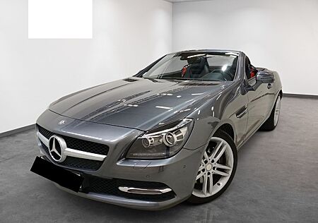 Mercedes-Benz SLK 200 AMG SPORTPAKET PANO NAVI LED KEYLESS