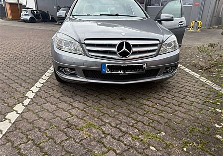 Mercedes-Benz C 250 CGI BlueEFFICIENCY AVANTG. Autom. AVAN...