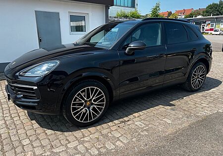 Porsche Cayenne 3.0 V6 Tiptronic - Pano, LED Matrix,PASM