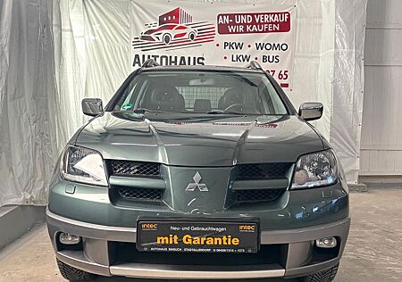 Mitsubishi Outlander 2.4 Sport .4x4. TÜV11.27