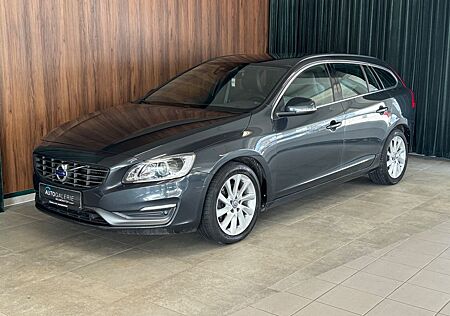 Volvo V60 2.0 D4 Kombi°SitzHzg°Bi-Xe°AHK°Tempo°8-Fach