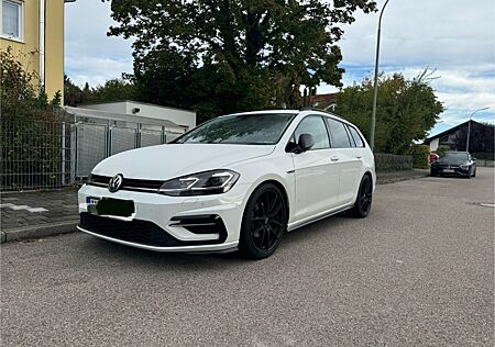 VW Golf Volkswagen 7 Var. 1.4 1.HD*R-line*OZ*ACC*LED*MASS
