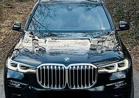 BMW X7 xDrive30d -M-Sport-Skylounge-Harman/Kardon